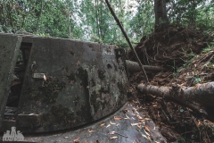 deadinside-urbex-dead-inside-natalia-sobanska-abandoned-abandoned-military-graveyard-Belgium-lost-tanks-abandoned-tank-15-of-17