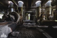 deadinside, urbex, dead inside, natalia sobanska, abandoned, abandoned powerpalnt, abandoned greece, power plant, cooling tower, laboratory (2 of 59)