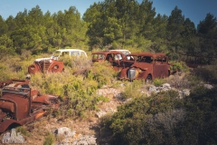 deadinside-urbex-dead-inside-natalia-sobanska-abandoned-rusty-cars-car-graveyard-France-26-of-28