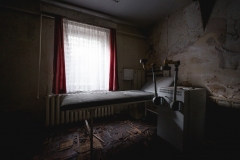 abandoned, urbex, lost places, dead inside, natalia sobanska, urban exploring, opuszczone miejsca, sanatorium Germany (1 of 7)